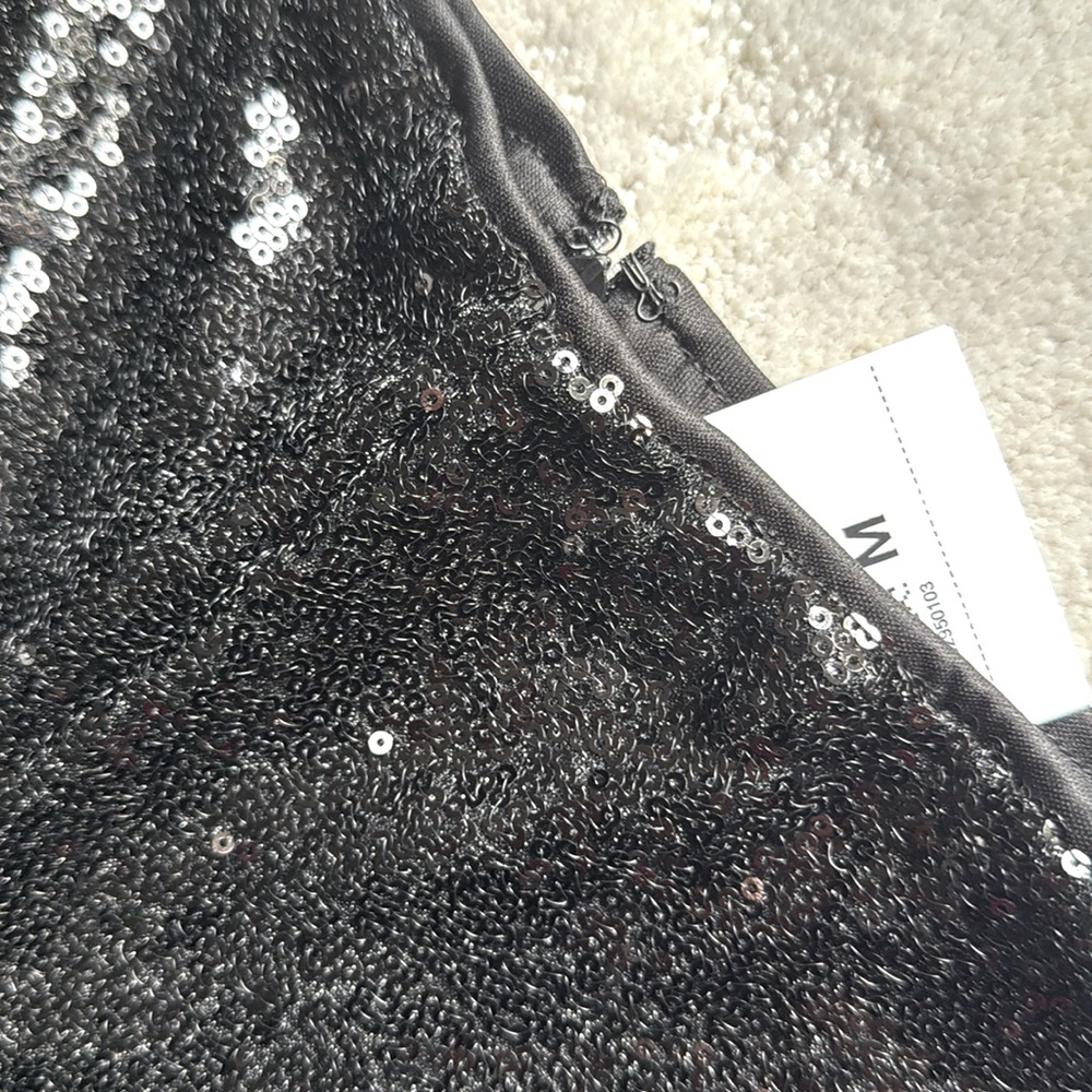 NWT Black Sequin Skinny Leg Pants, size Juniors Medium - Picture 2 of 3